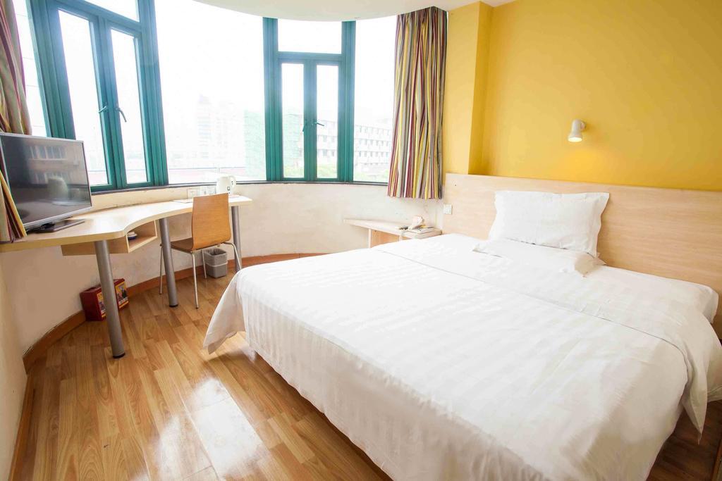 7Days Inn Premium Fuzhou Tatou Road Habitación foto